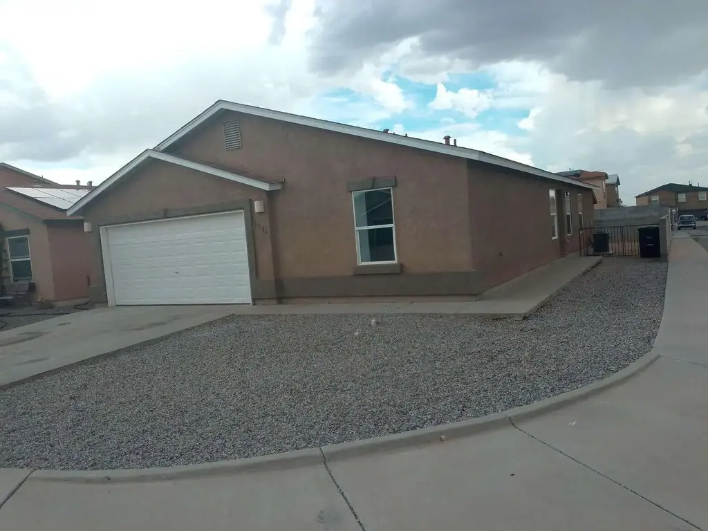 10136 High Range Road Sw, Albuquerque