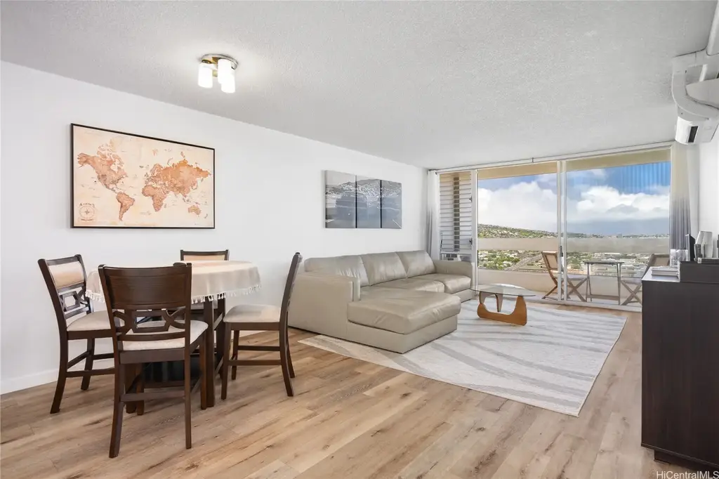 1212 Punahou Street # 2702, Honolulu