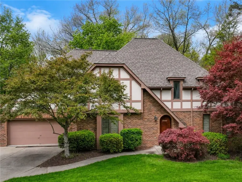 114 Northbrook Drive, Pine
