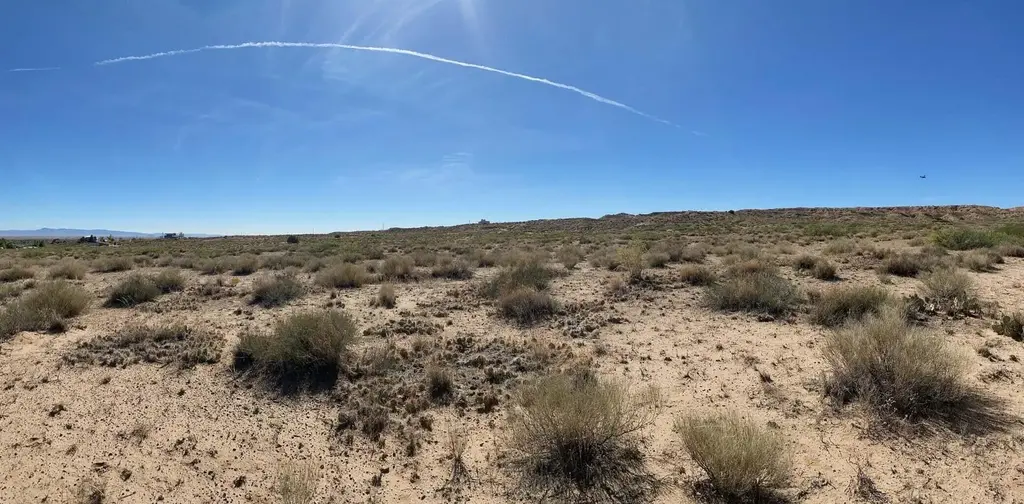 86 El Portal Loop, Belen