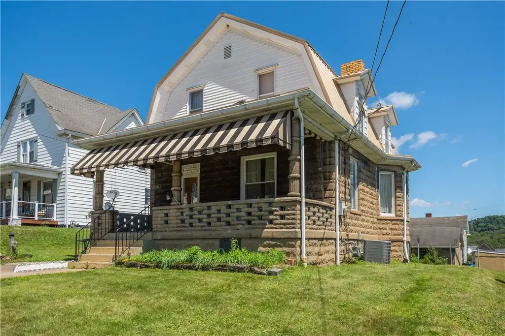 212 Center Avenue , McDonald