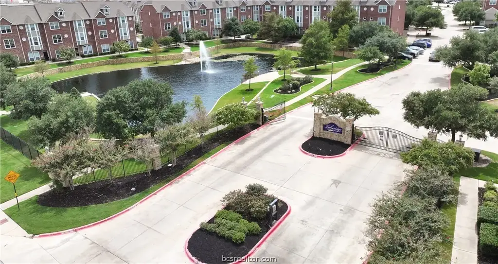 1198 Jones Butler Road 3005, College Station