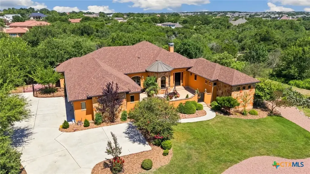 1216 Porto Point, New Braunfels