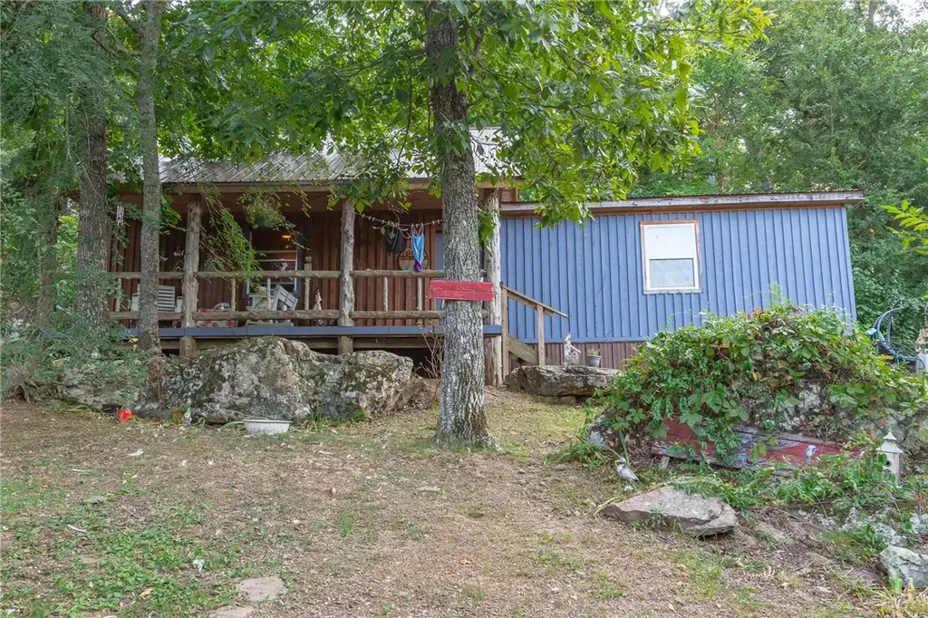 1630 E Hwy 374, St Joe
