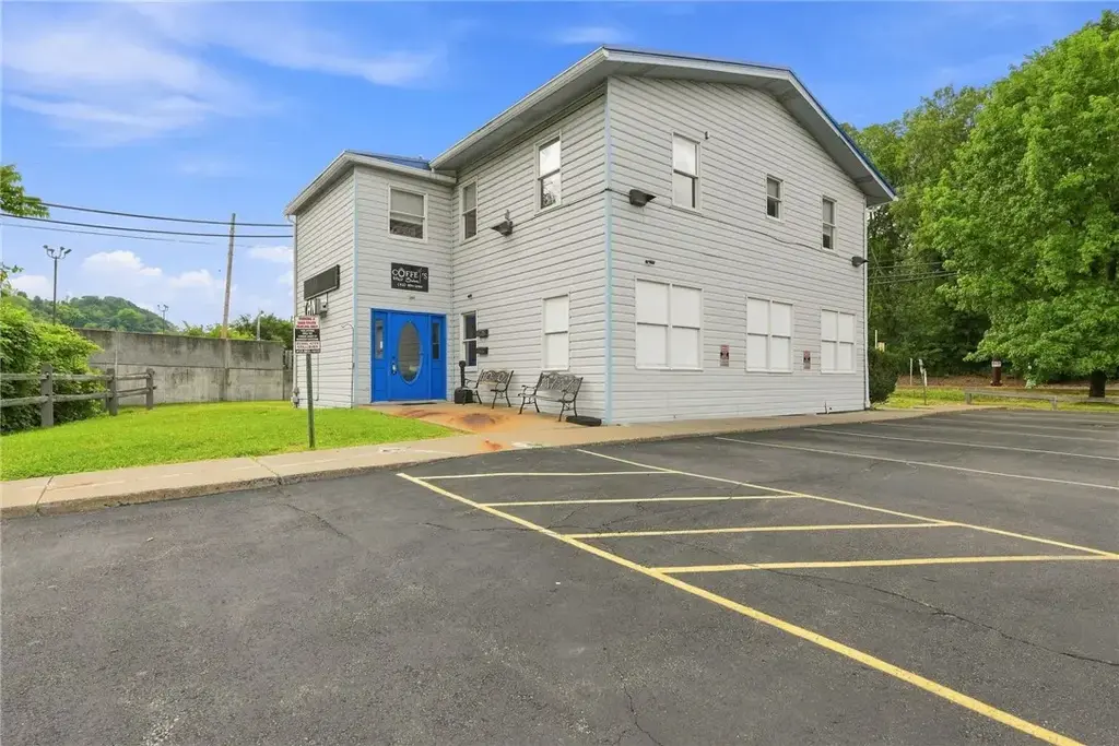 3433 Willow Avenue, Castle Shannon