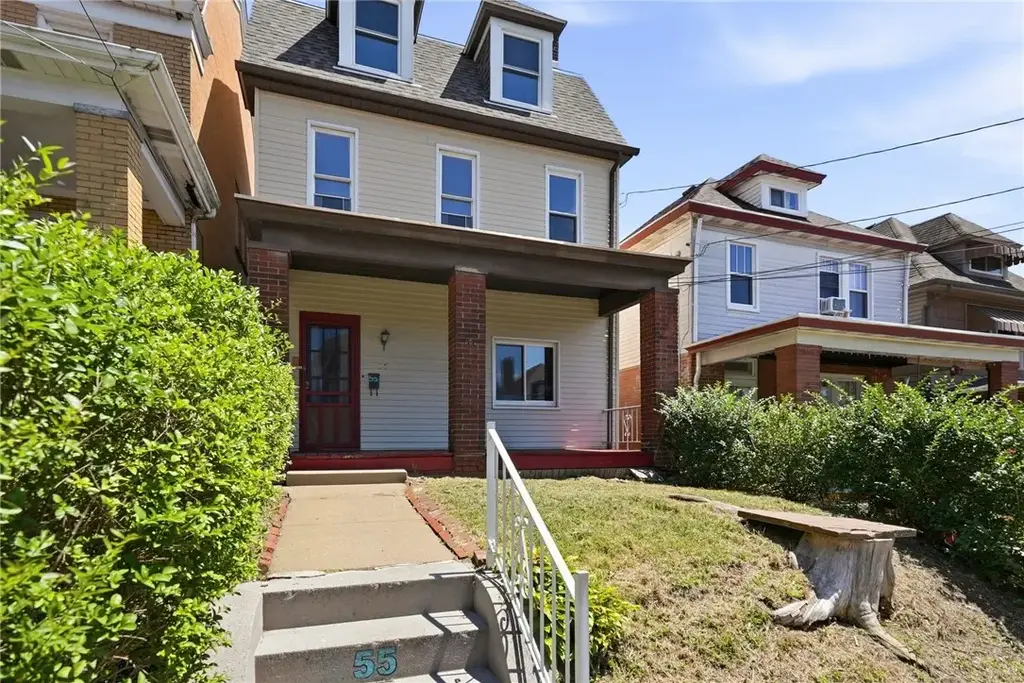 55 Harwood Street , Mt Washington