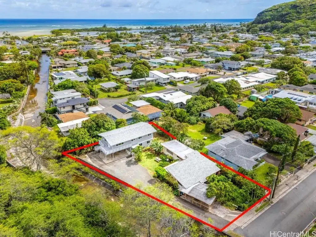 6163 Kawekiu Place, Honolulu