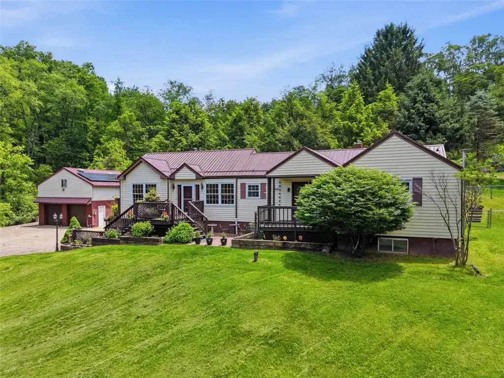 3672 Saxonburg Boulevard , Indiana