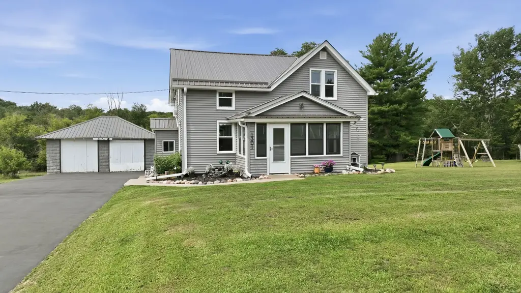 1301 E Laneville Avenue, Durand