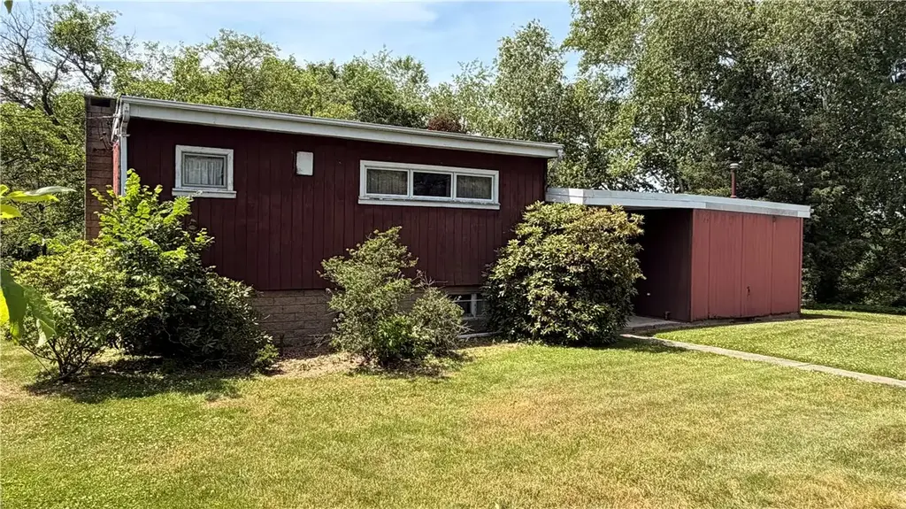 555 Bradys Ridge Road , Brighton