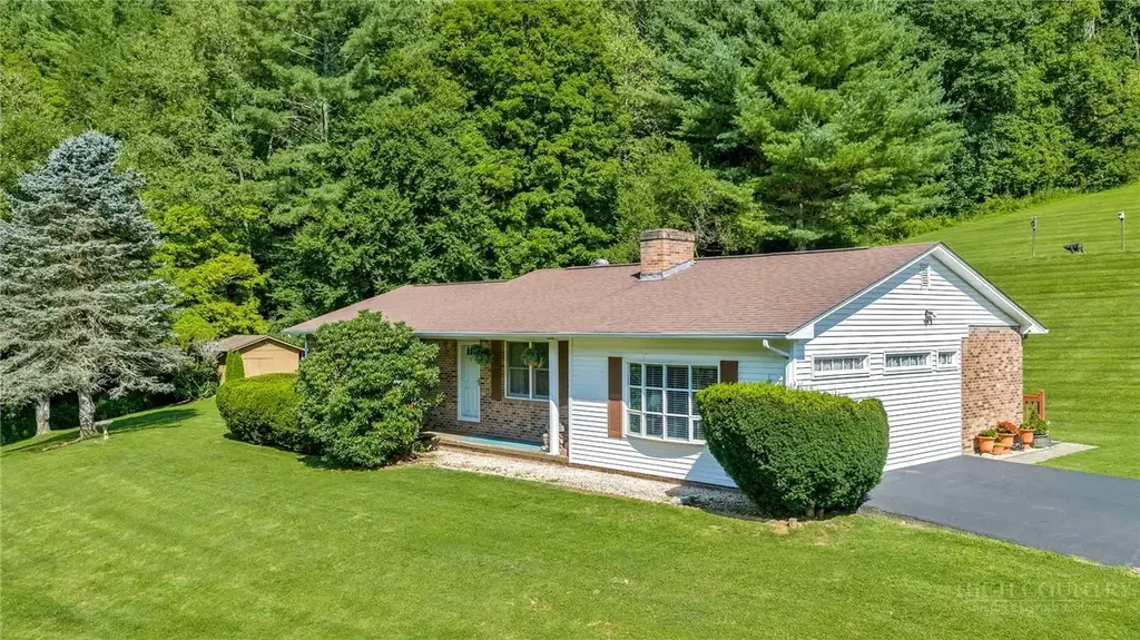420 Roaring Fork Road, Creston