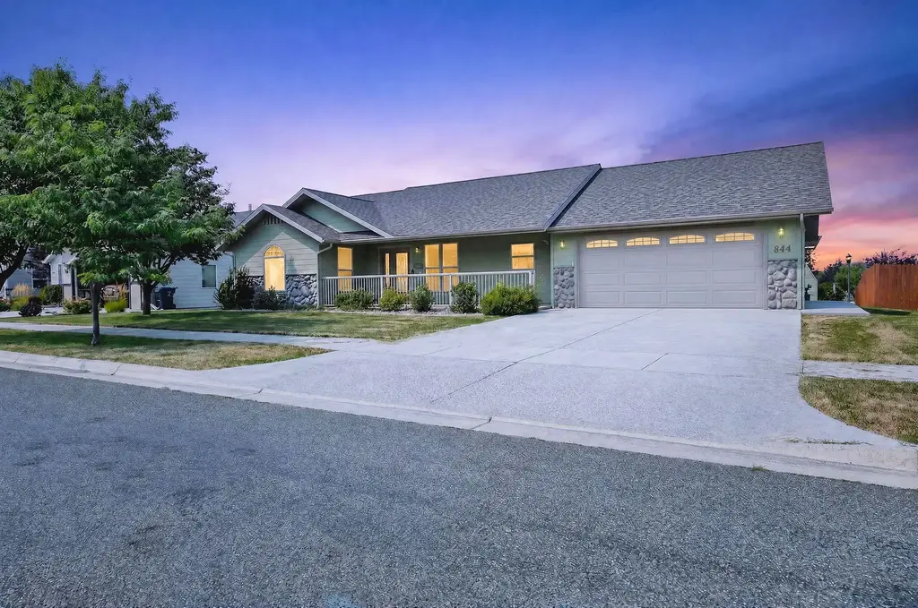 844 Expedition Trail, Helena
