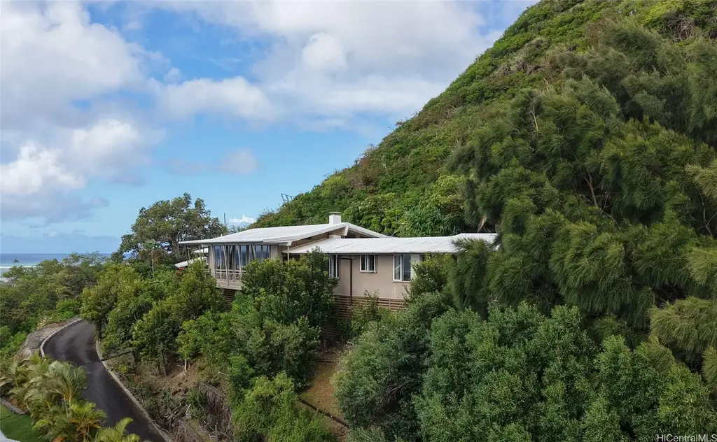 204 B Hao Street, Honolulu