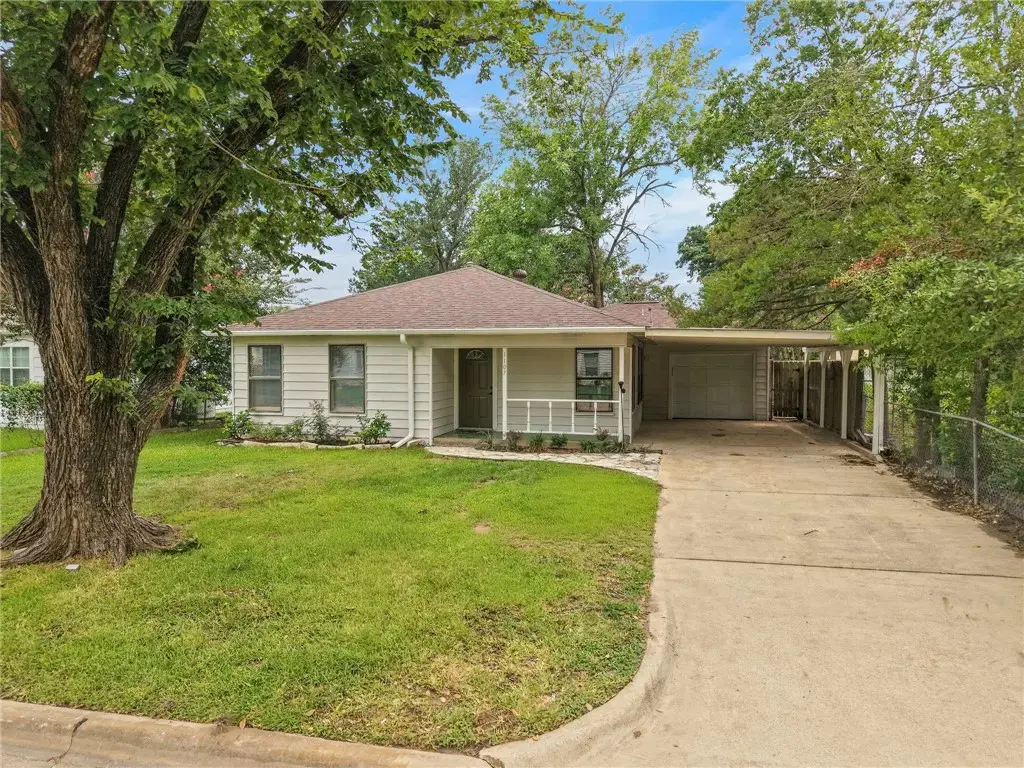 1107 E 30th Street, Bryan