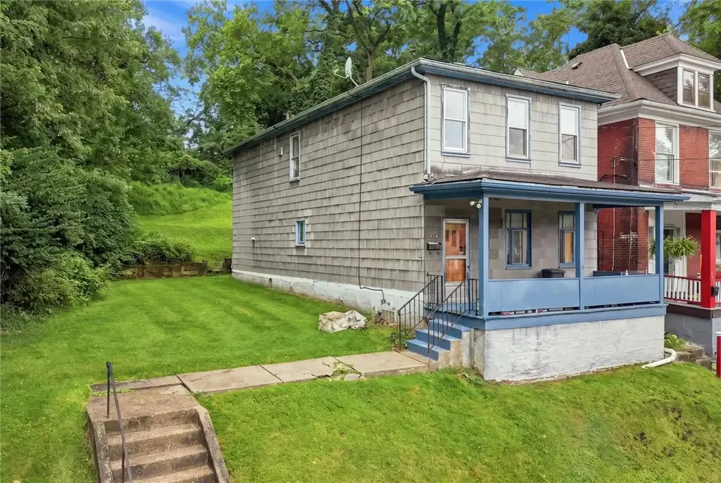 2334 Manor Avenue , Swissvale