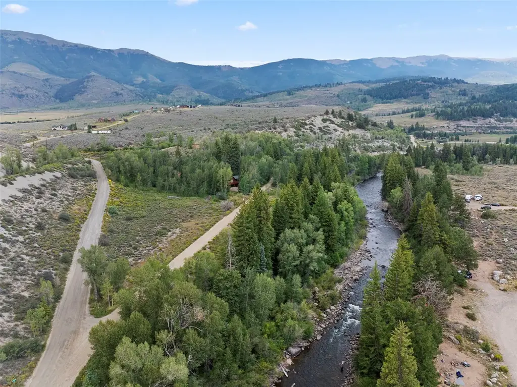 79 Johnson Road, Silverthorne