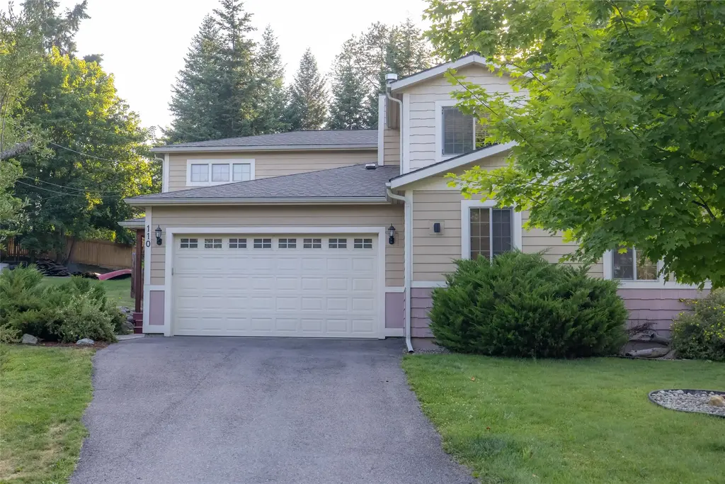 110 Murray Avenue A, Whitefish