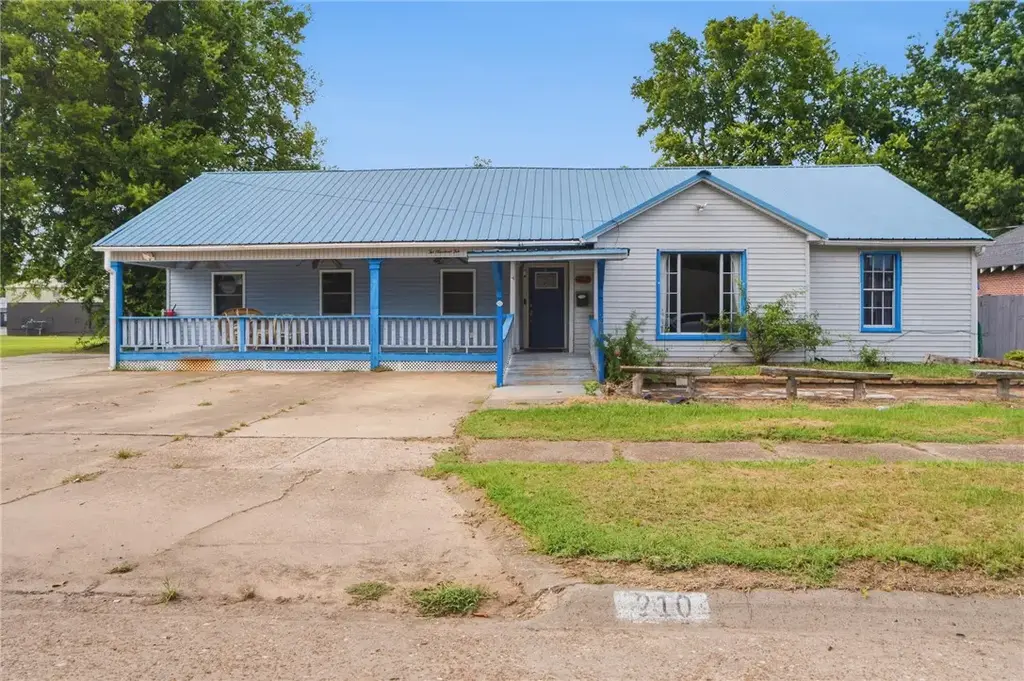 210 Locust Street, Dardanelle