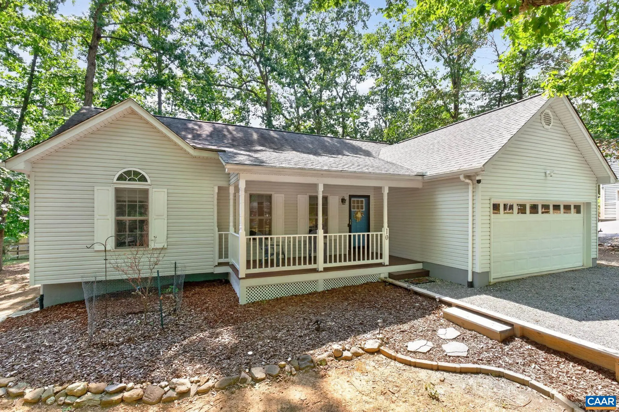 10 Nahor Dr, Palmyra