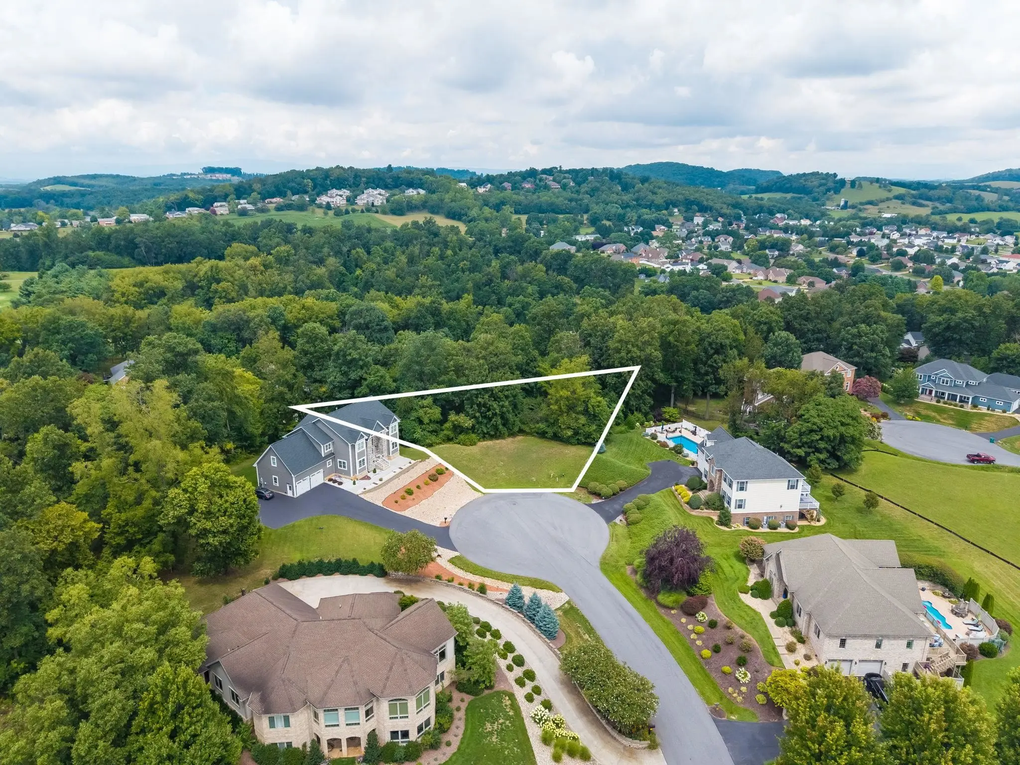 150 Pelham Pl, Rockingham