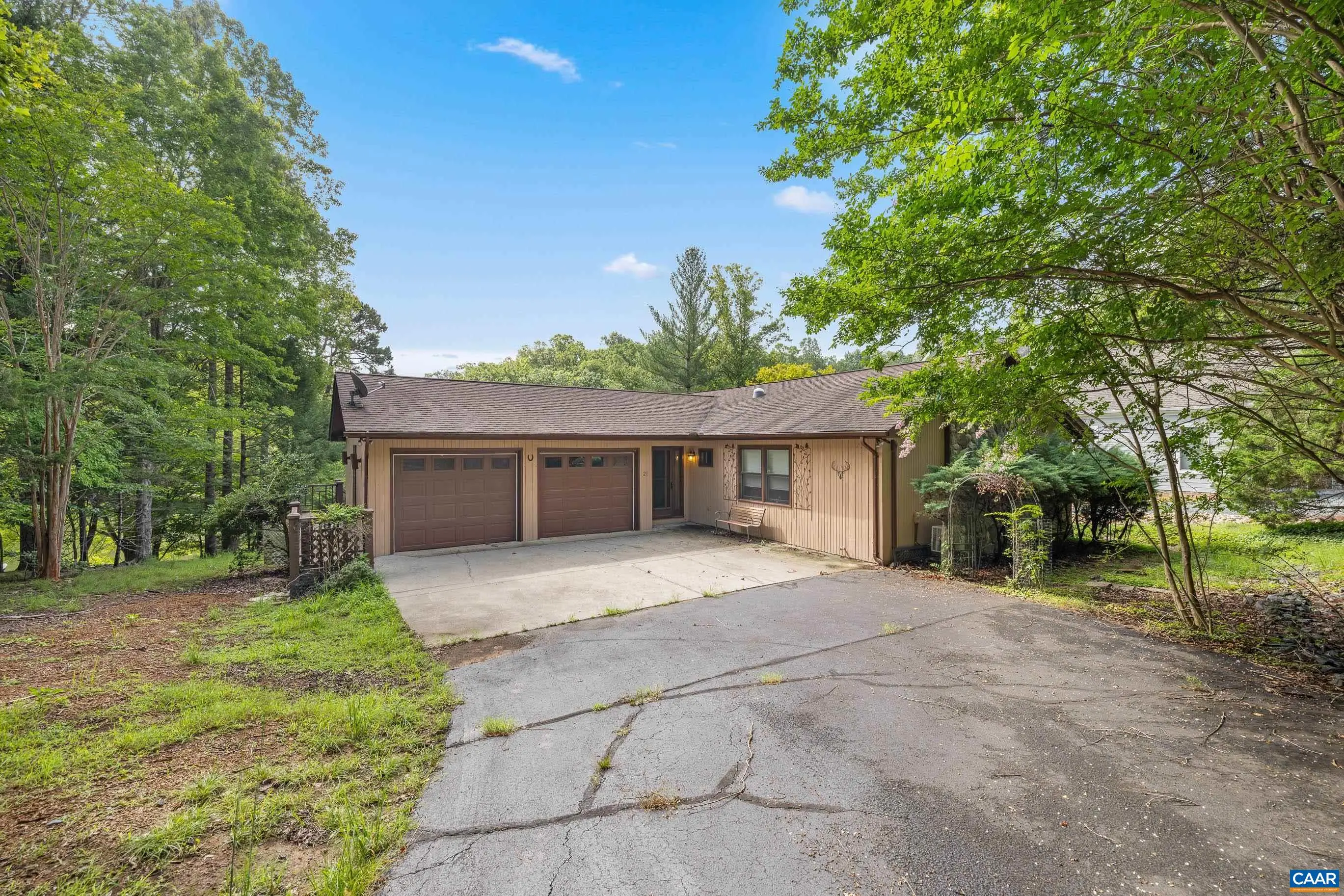21 Vine Ridge Dr, Palmyra