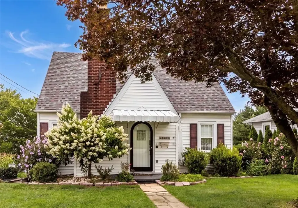 11669 Parkway Drive, North Huntingdon