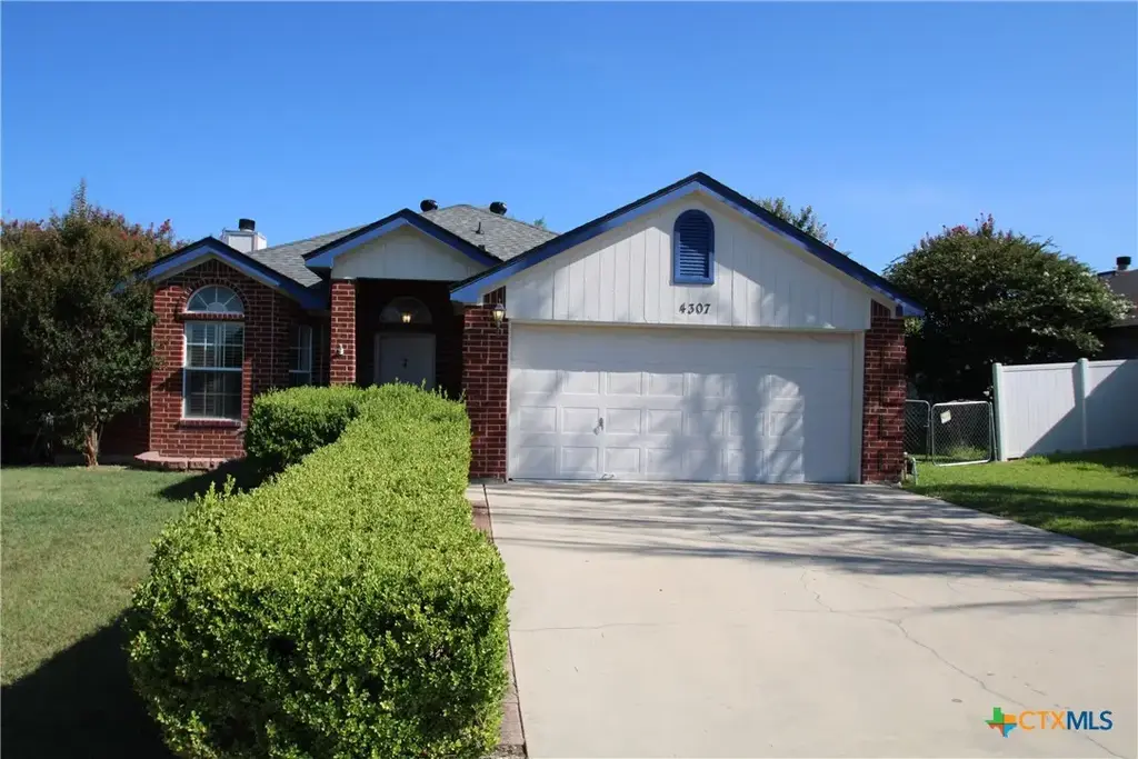 4307 Frontier Trail, Killeen