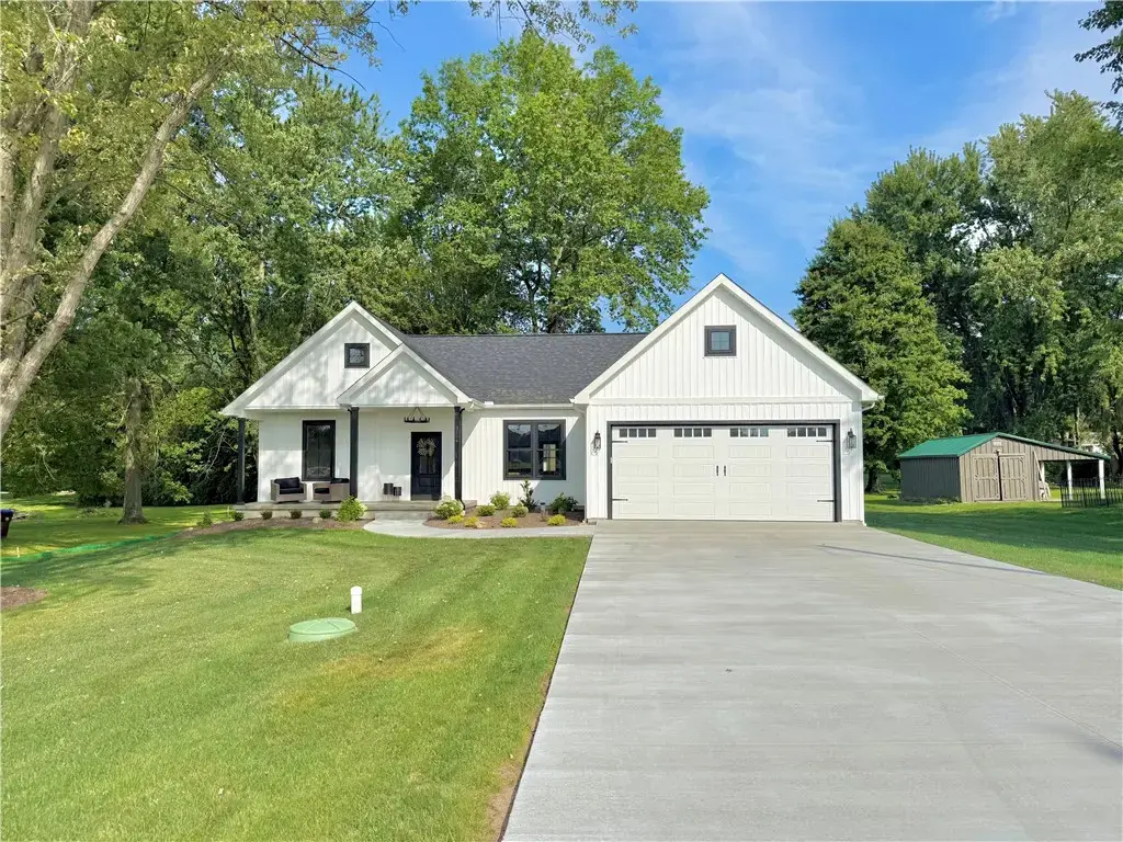3154 Spiker Lane , Neshannock