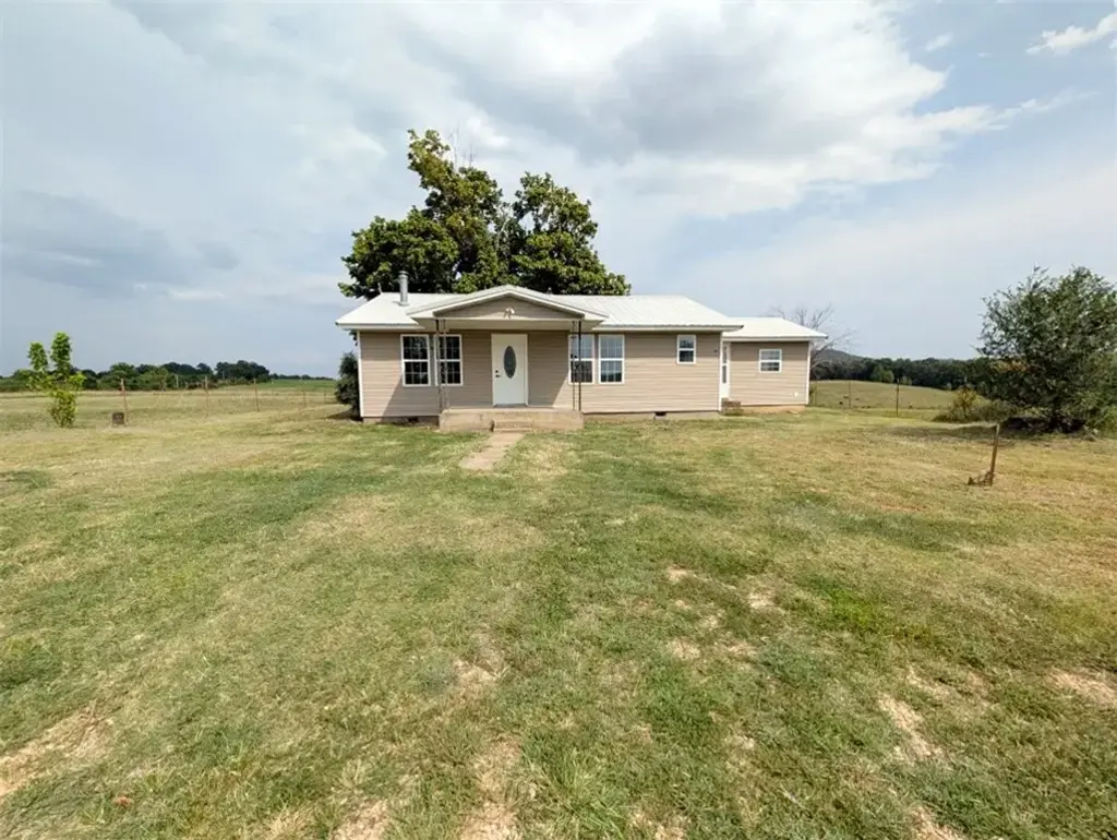 579 Mc 2033, Yellville