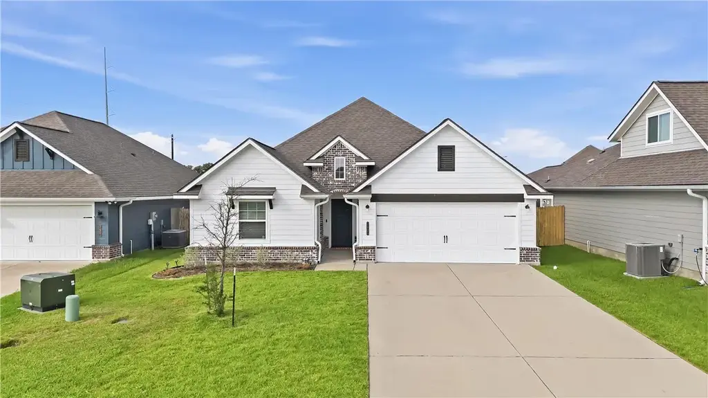 3405 Omaha Court, Bryan