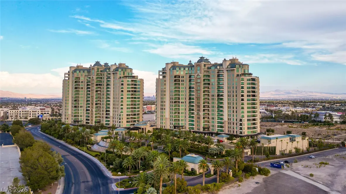 9101 Alta Drive 16, Las Vegas