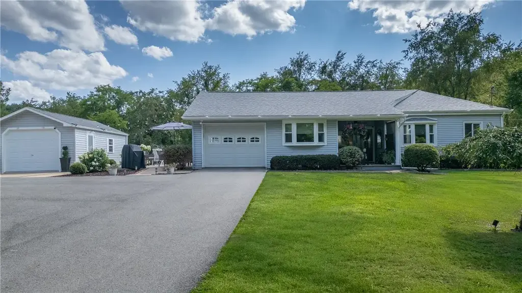 216 Hartzell Road , Zelienople Boro
