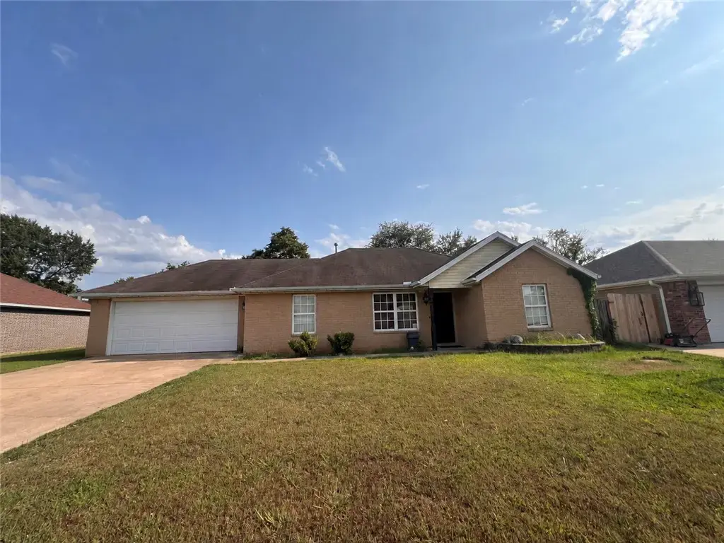 18579 South Street, Springdale