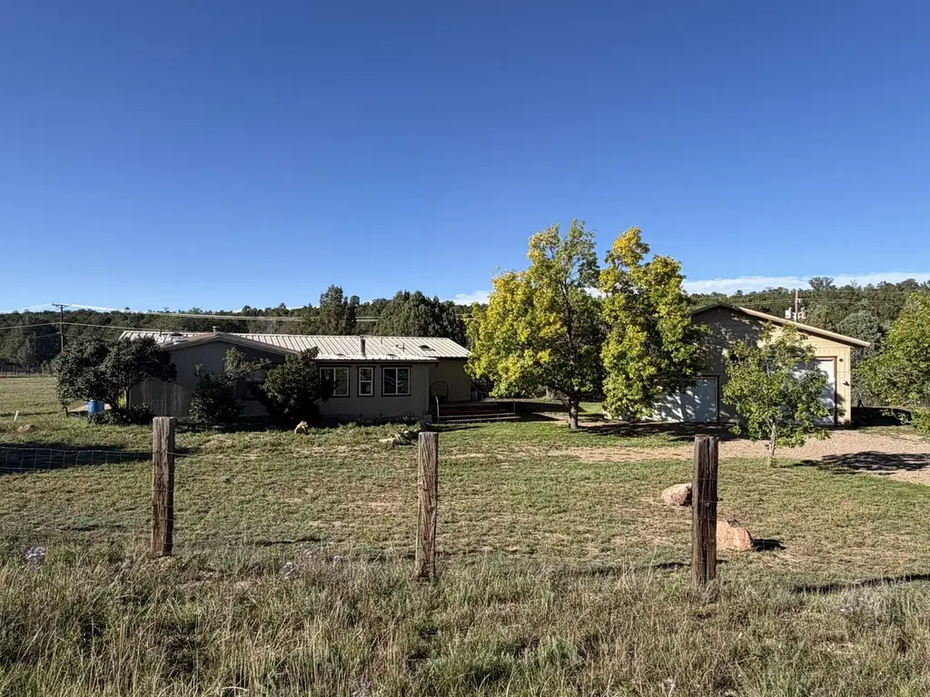 3 Brent Lane, Tijeras