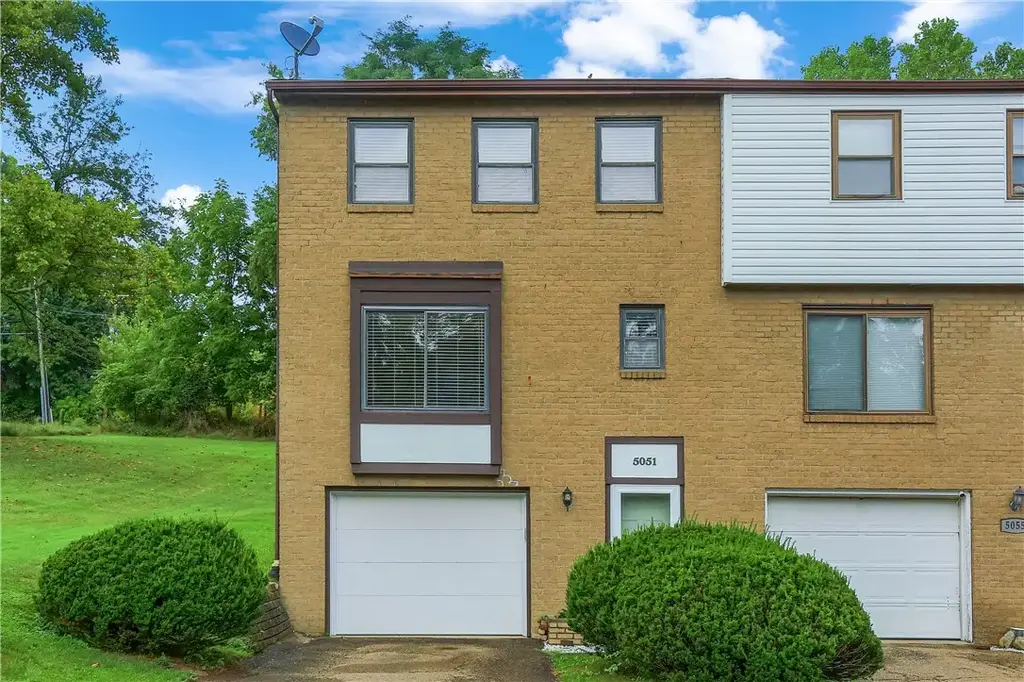 5051 Empire Drive, South Fayette