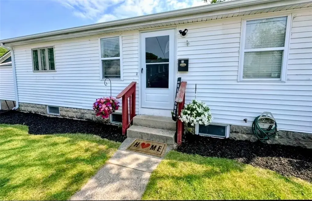 45 Allard St, Cranston