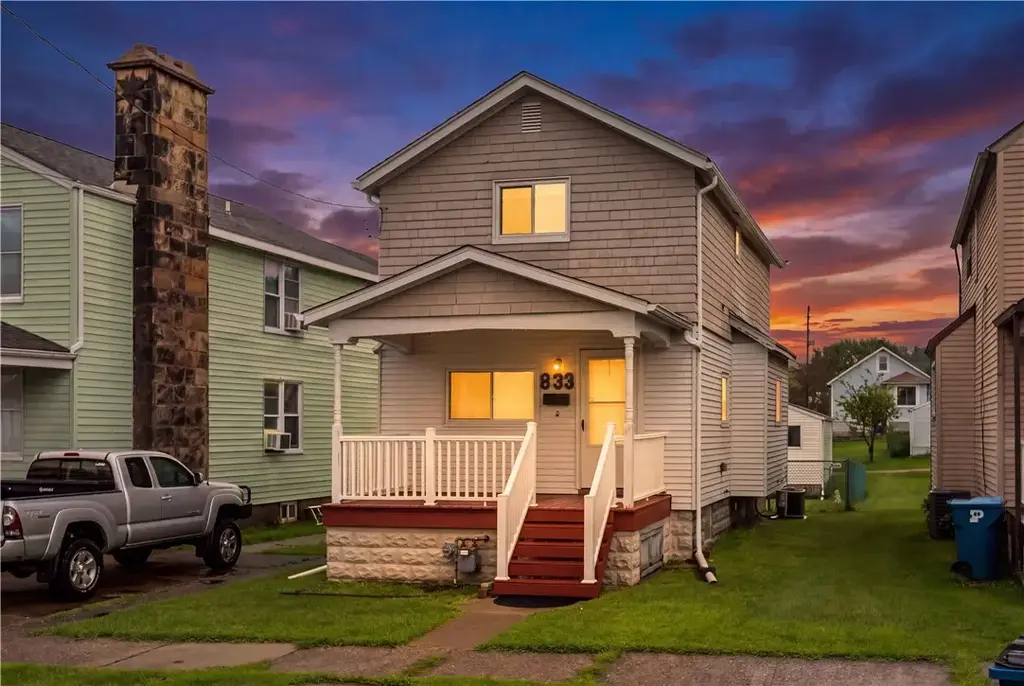 833 5th Street , Verona
