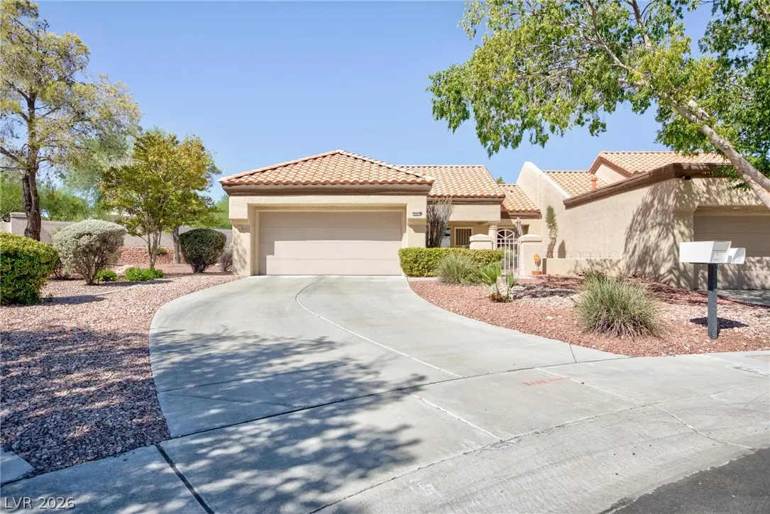 2401 Dove Valley Court, Las Vegas