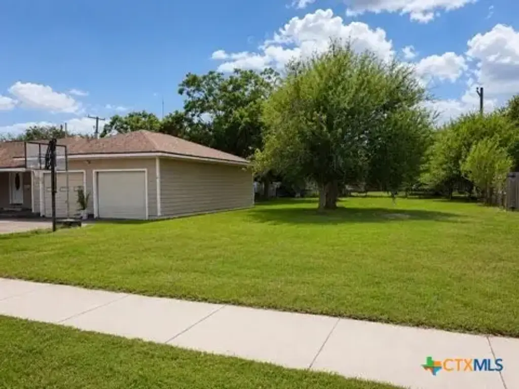 1504 Justice Drive, Port Lavaca