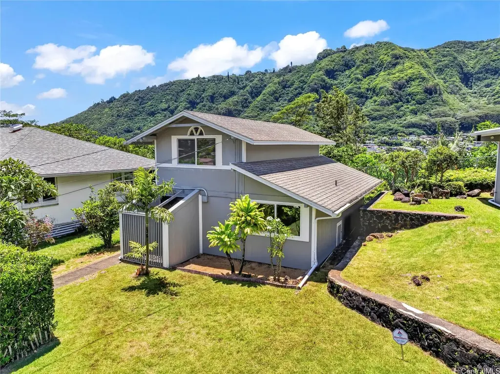 3592 Akaka Place, Honolulu