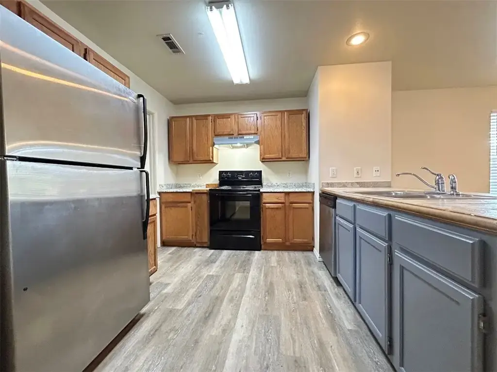 1211 N Oakland Avenue 3, Fayetteville