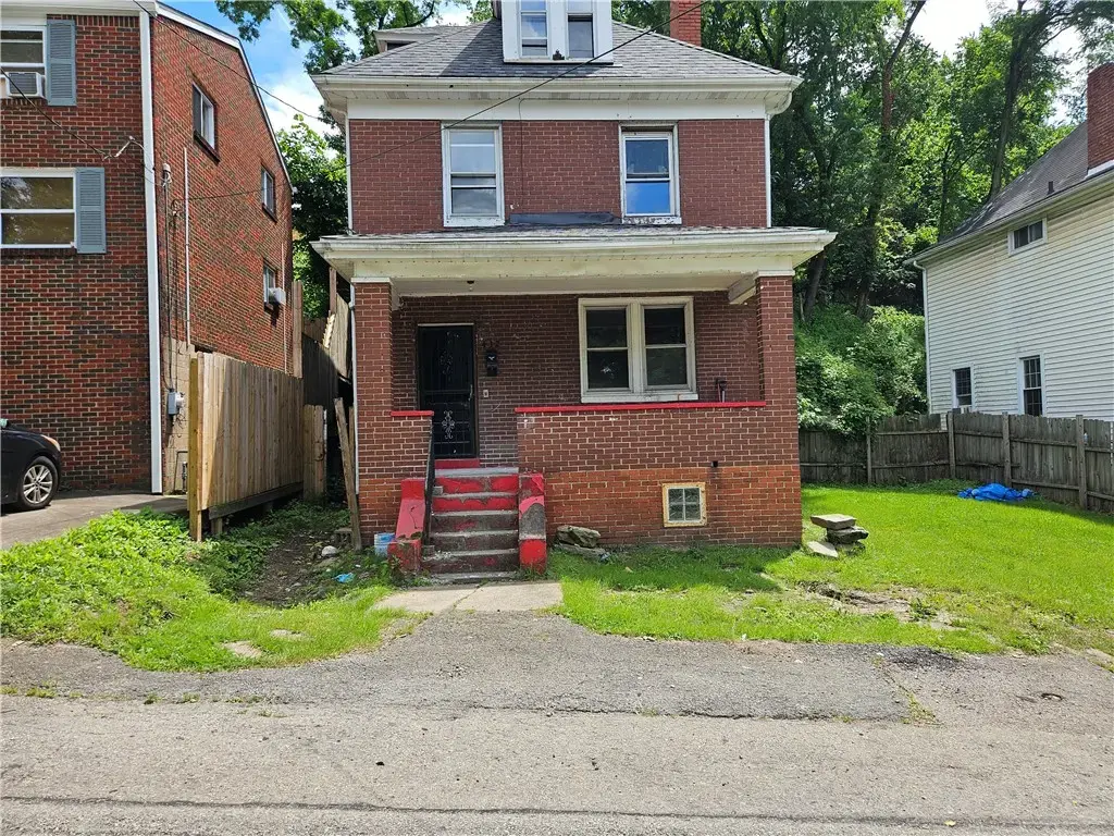 432 Ridge Avenue , Verona