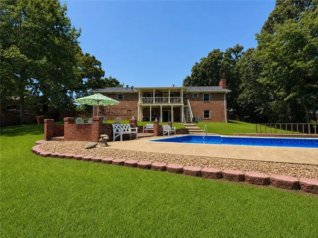 237 Beaumont Avenue, Russellville