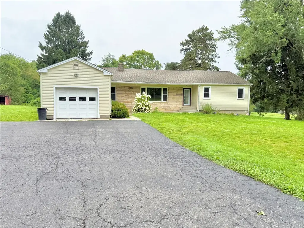 555 Mercer New Wilmington Road , E Lackawannock