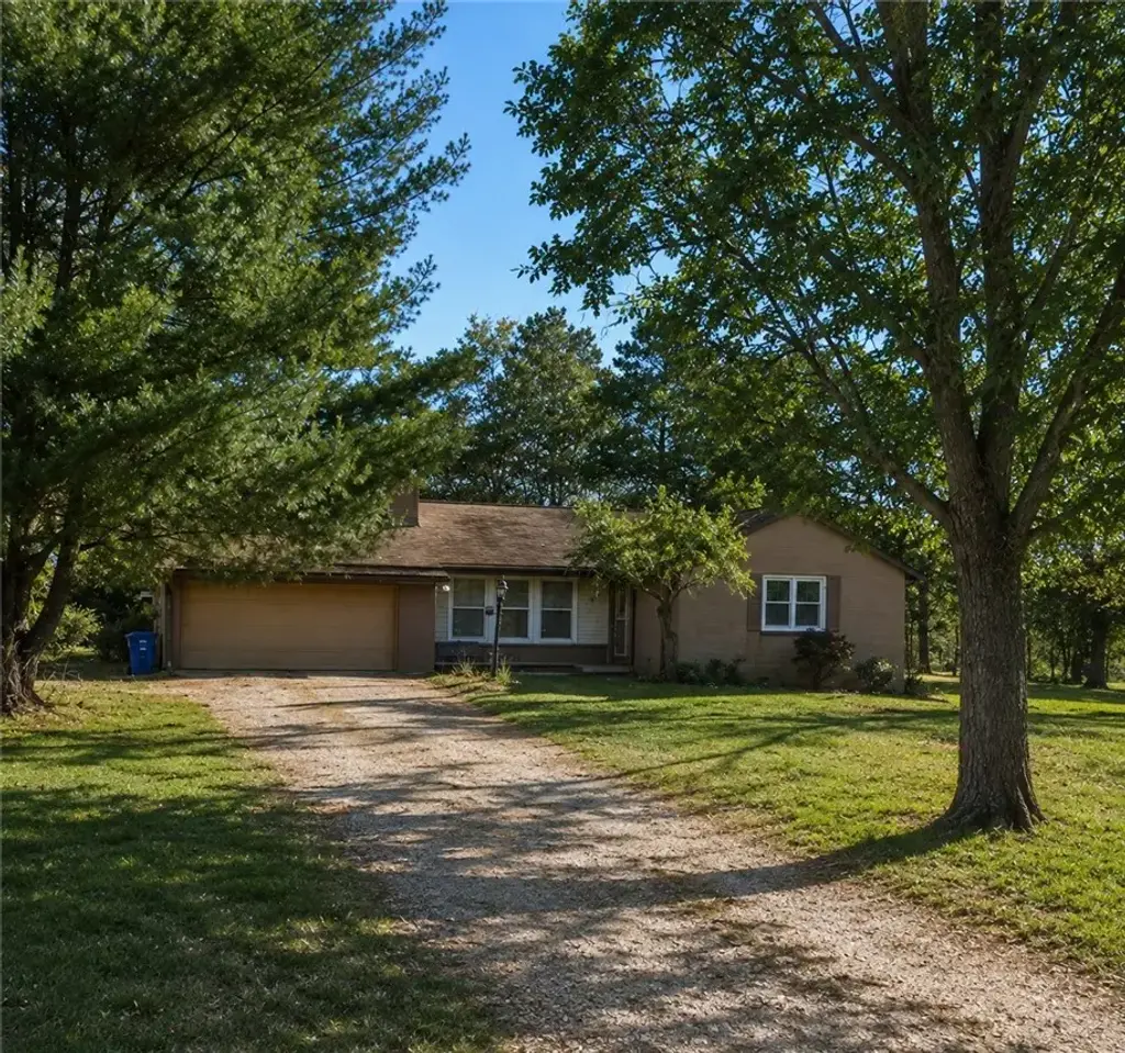 116 1st Street , Evans City Boro