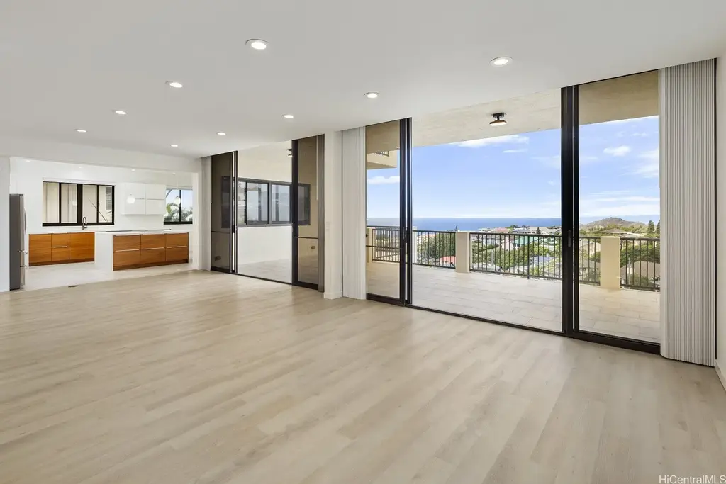 2188 Hikino Street, Honolulu