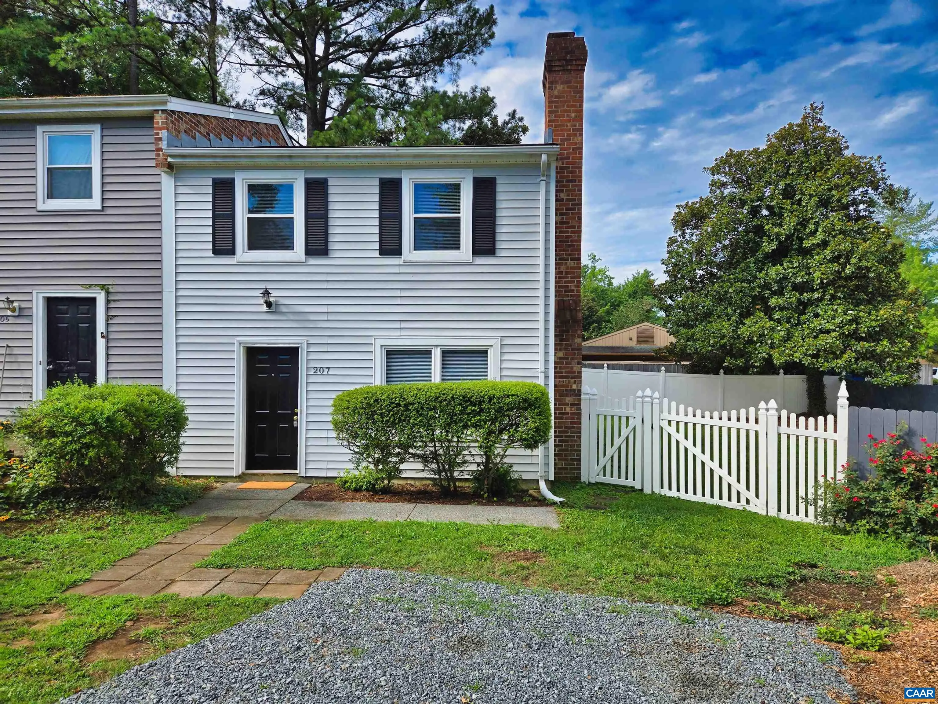 207 Greentree Park, Charlottesville