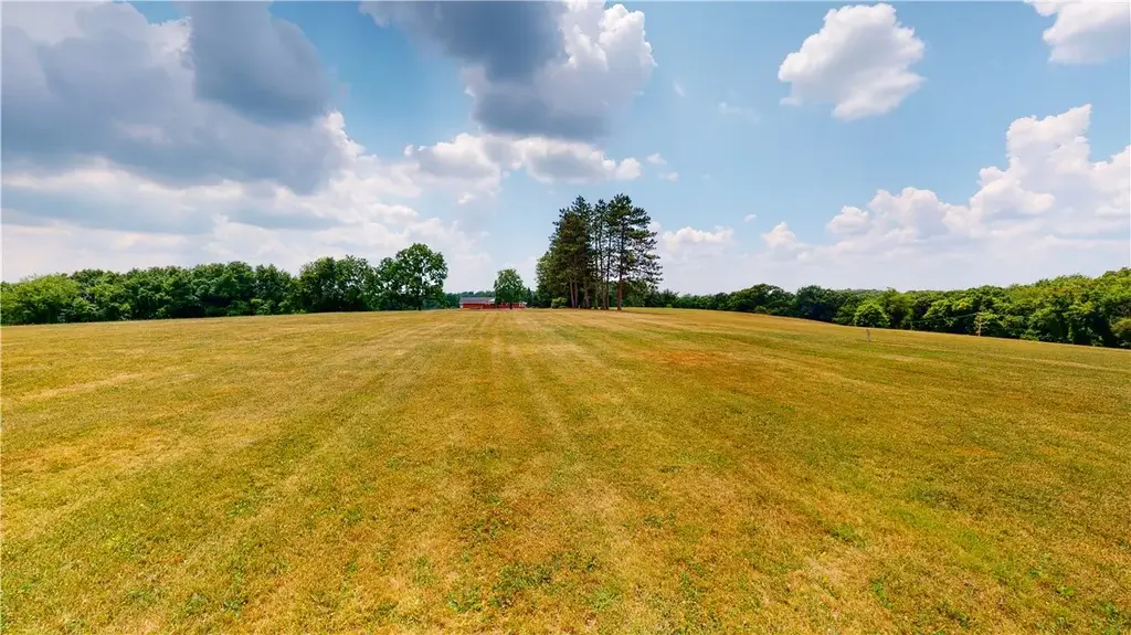 1500 Purdy Road, Moon/Crescent
