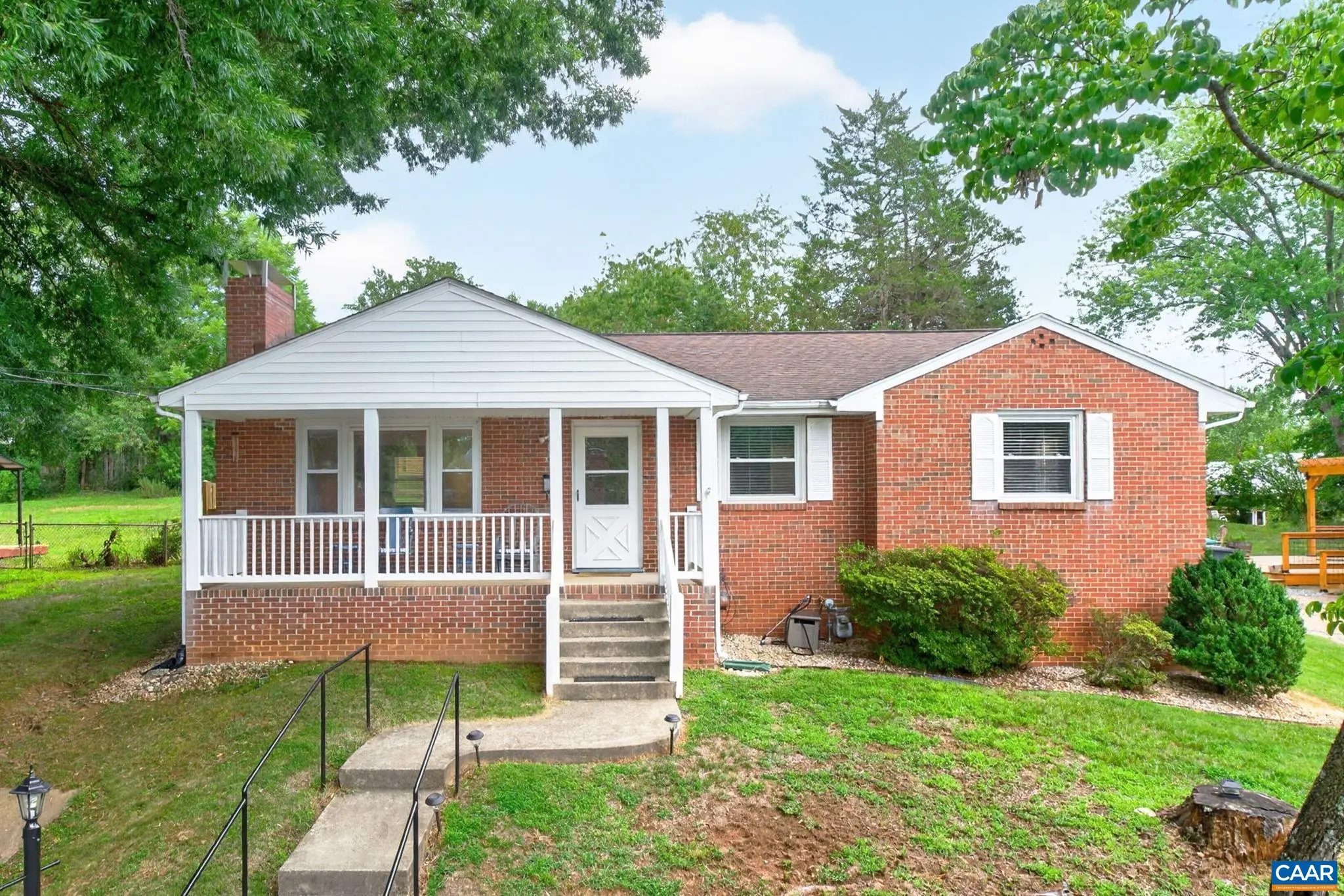 335 Camellia Dr, Charlottesville