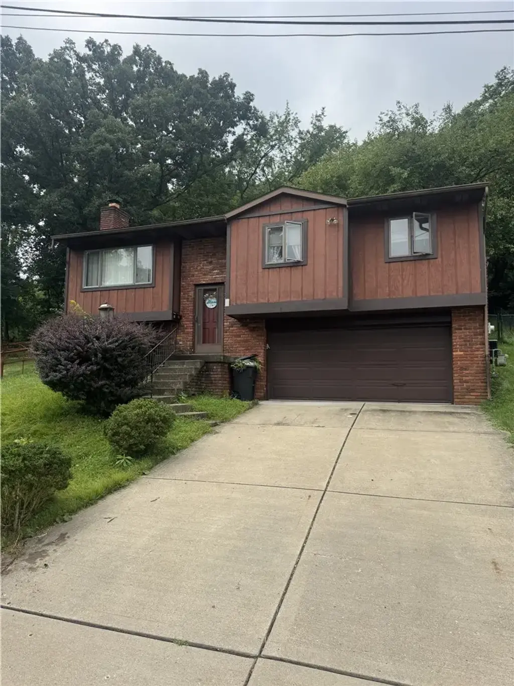 1 Fawcett Circle , Coraopolis